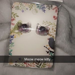 Silver Glitter Kitty epoxy earrings